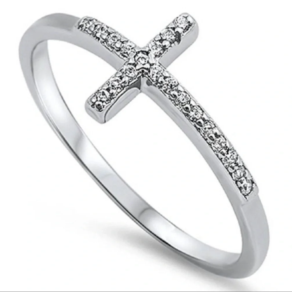 Gorgeous Cross Ring